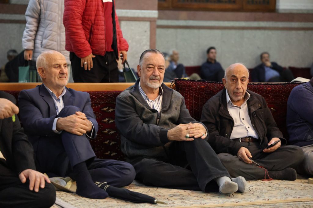 photo_2025-12-12_01-42-54