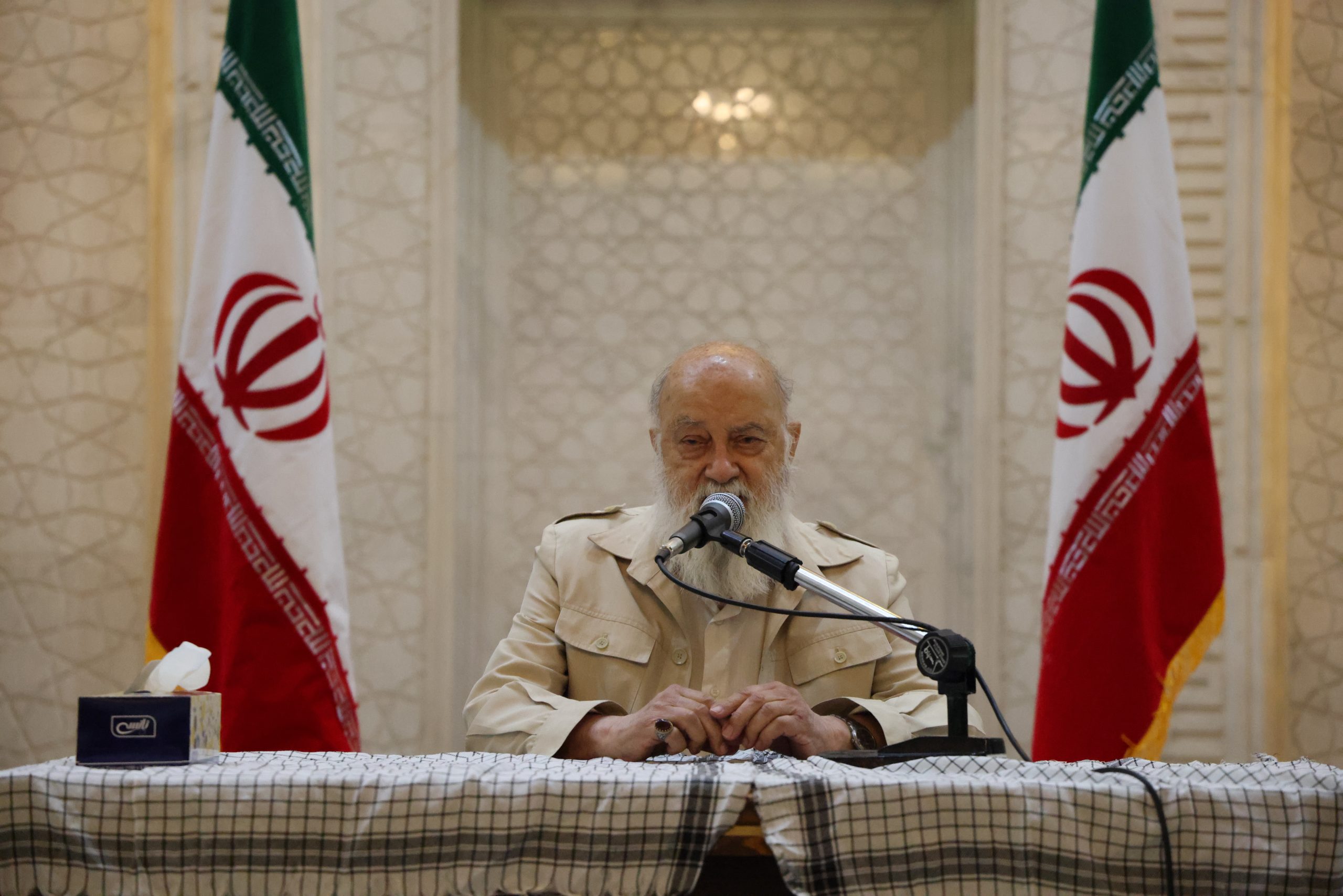 بزرگداشت هفته دفاع مقدس با حضور دکتر چمران