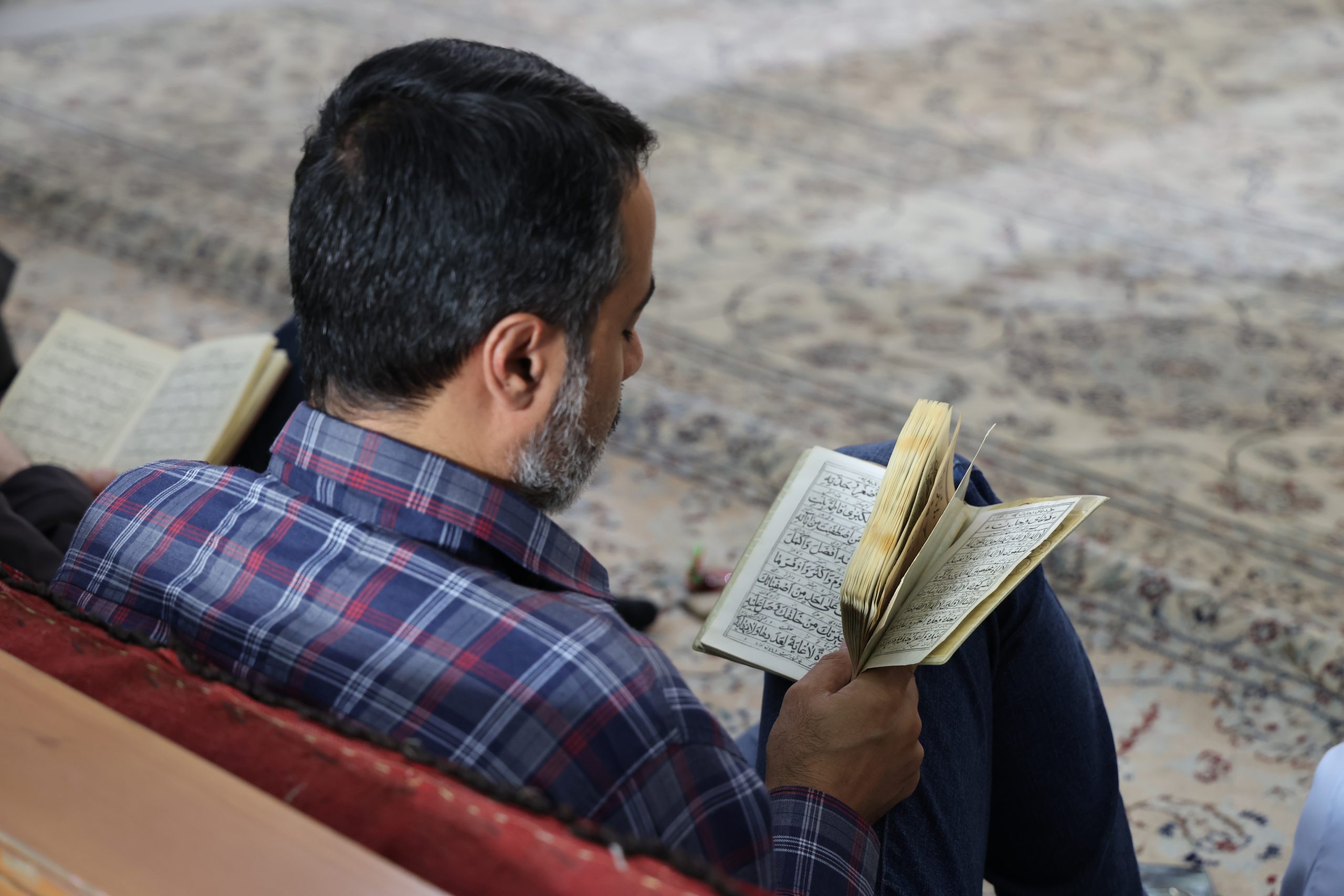 دعای ندبه ۴ مهر با حضور نمازگزاران مساجد شهرک غرب